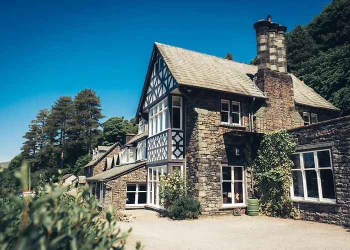 Ravenstone Manor