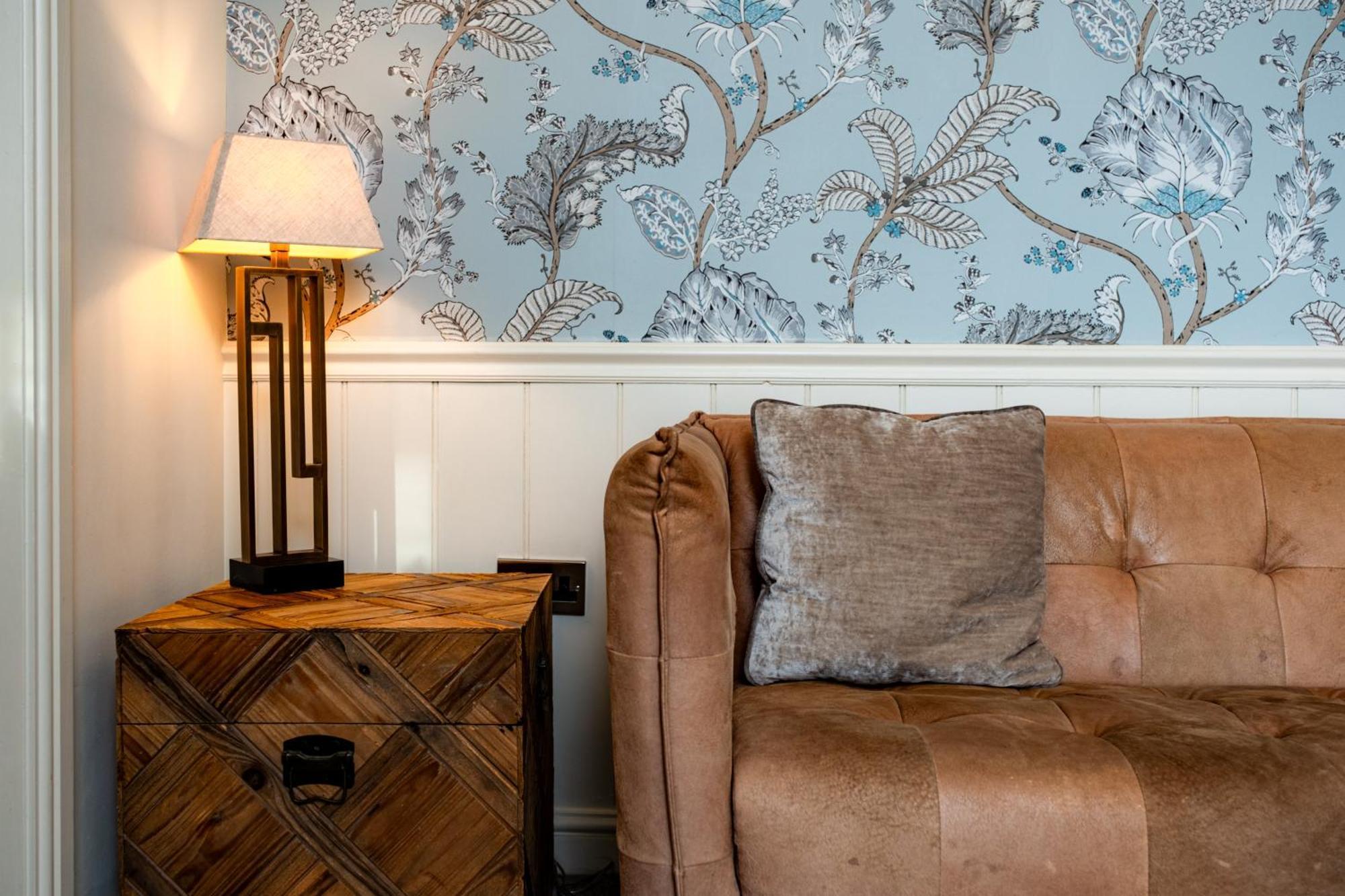 Ravenstone Manor Отель 4*